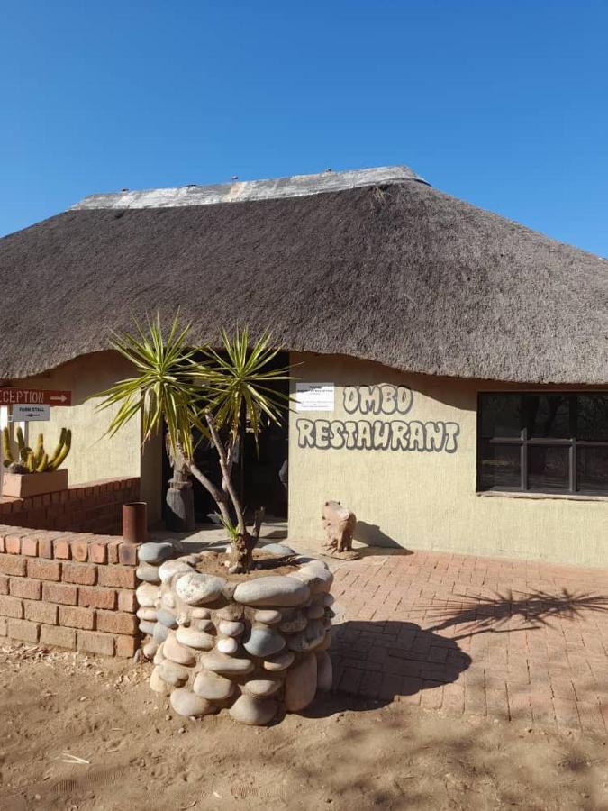 Hotel Ombo Rest Camp à Okahandja Extérieur photo