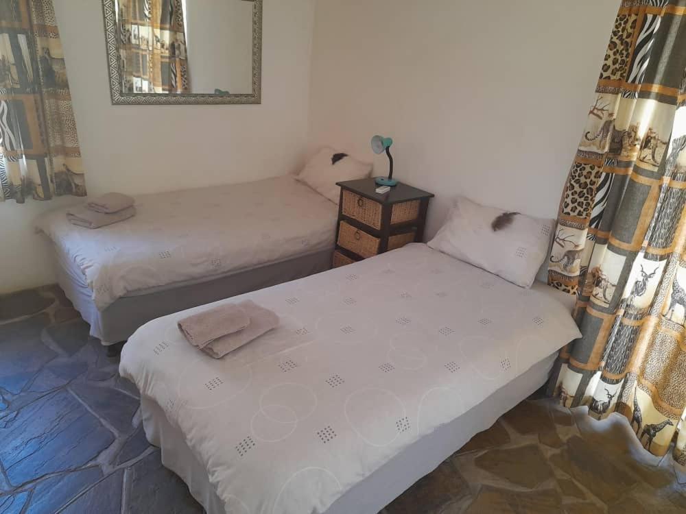 Hotel Ombo Rest Camp à Okahandja Extérieur photo
