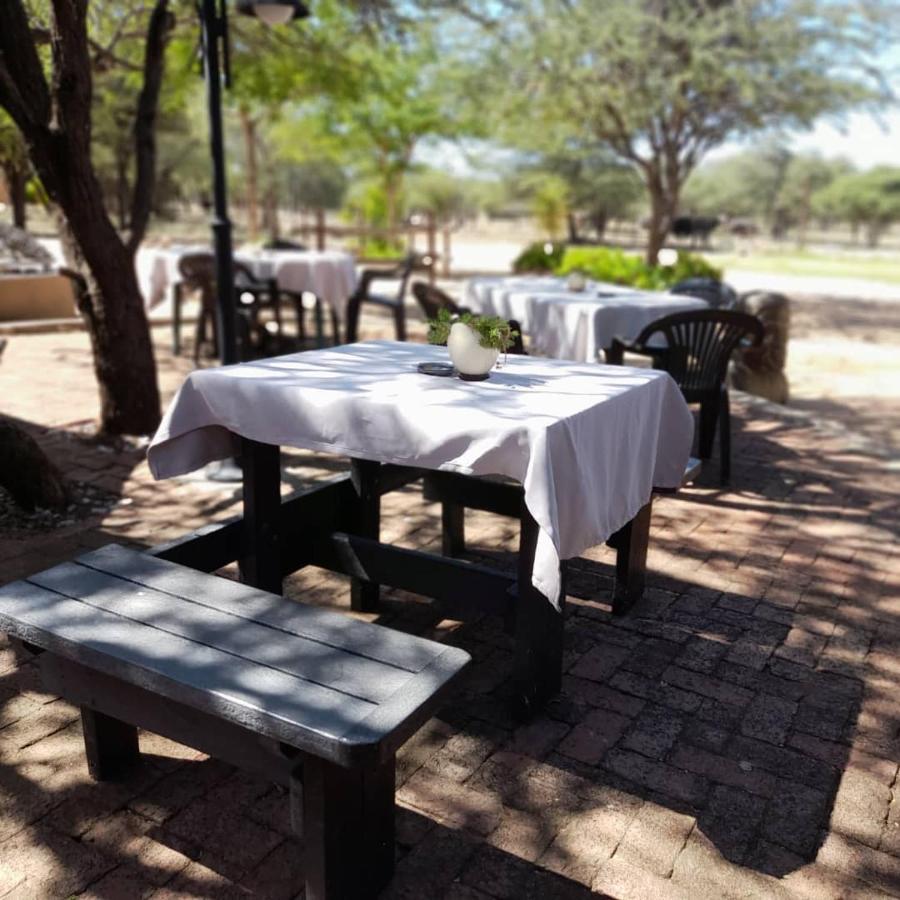 Hotel Ombo Rest Camp à Okahandja Extérieur photo