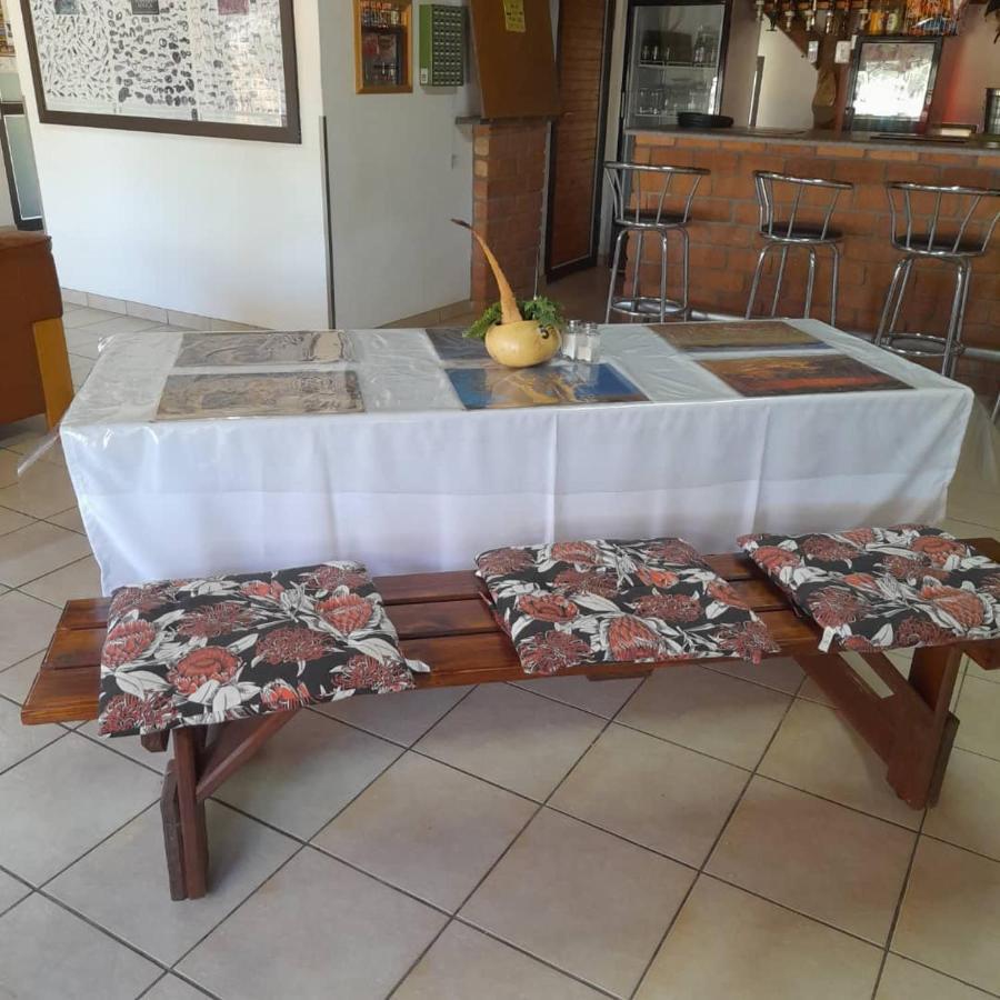 Hotel Ombo Rest Camp à Okahandja Extérieur photo