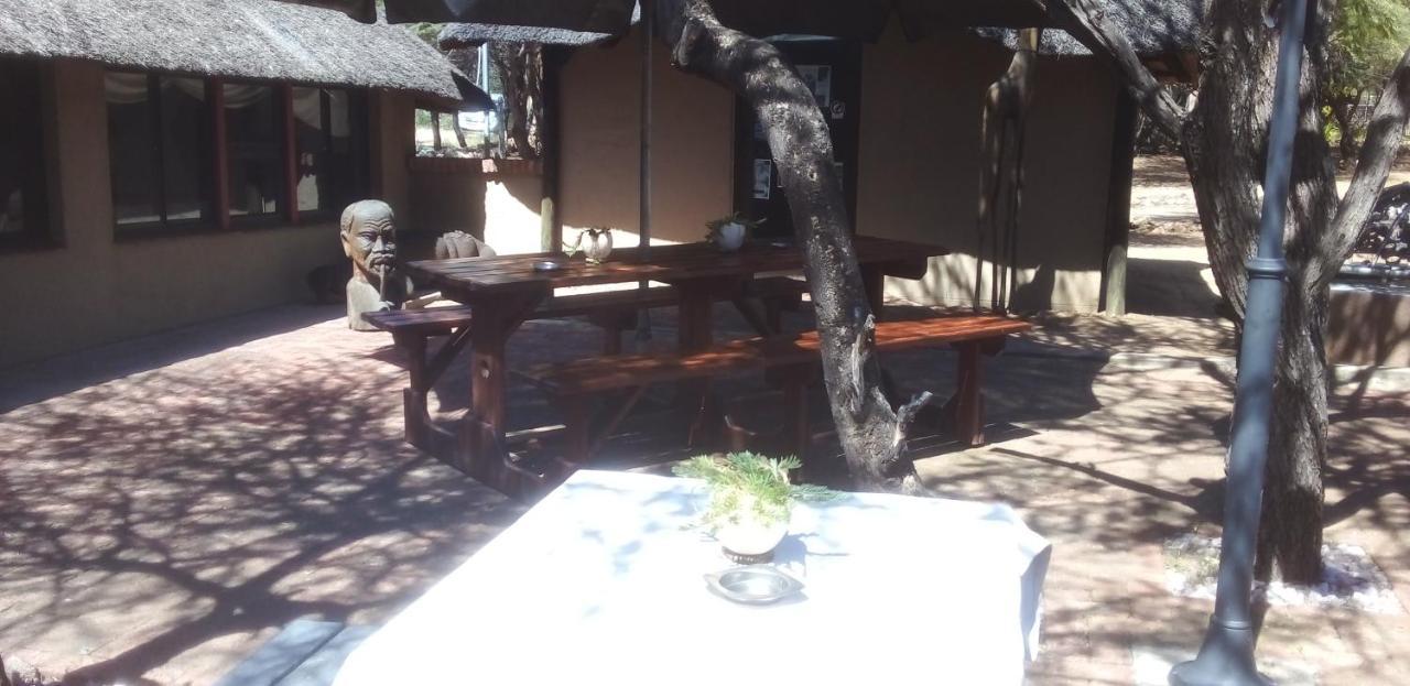 Hotel Ombo Rest Camp à Okahandja Extérieur photo