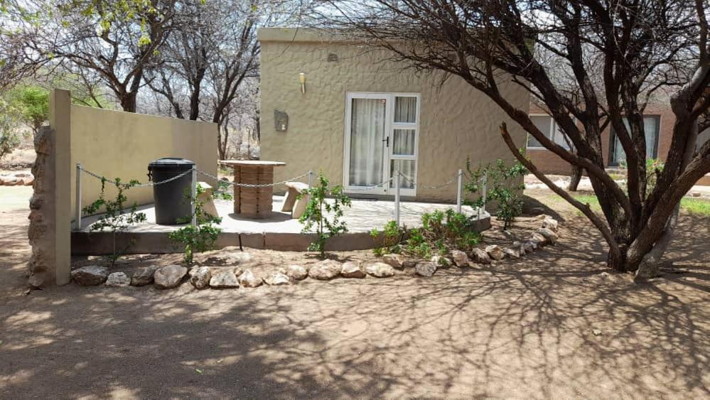 Hotel Ombo Rest Camp à Okahandja Chambre photo