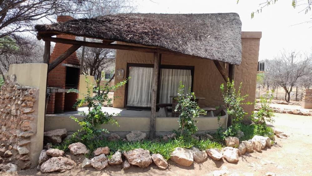 Hotel Ombo Rest Camp à Okahandja Chambre photo